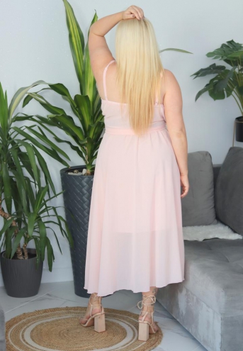 Sukienka Alice o długości maxi rozkloszowana zwiewna kopertowy dekolt szyfon pastelowa pudrowy róż