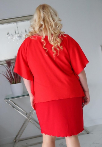 Sukienka Kama z prostokątną szyfonową narzutką czerwona