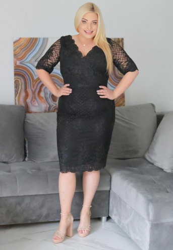 Sukienka Aubrey ołówkowa ekskluzywna koronkowa czarna
