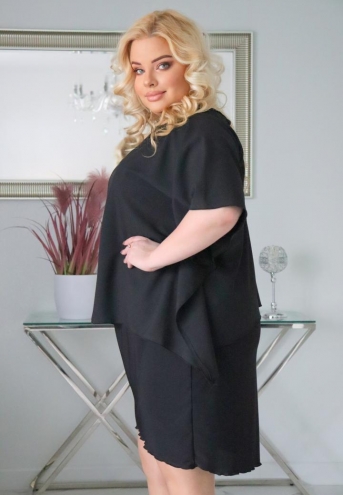 Sukienka Kama z prostokątną szyfonową narzutką czarna