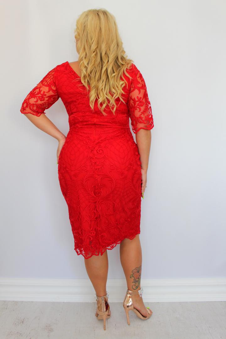 Sukienka Elisabetta ołówkowa ekskluzywna koronkowa czerwona